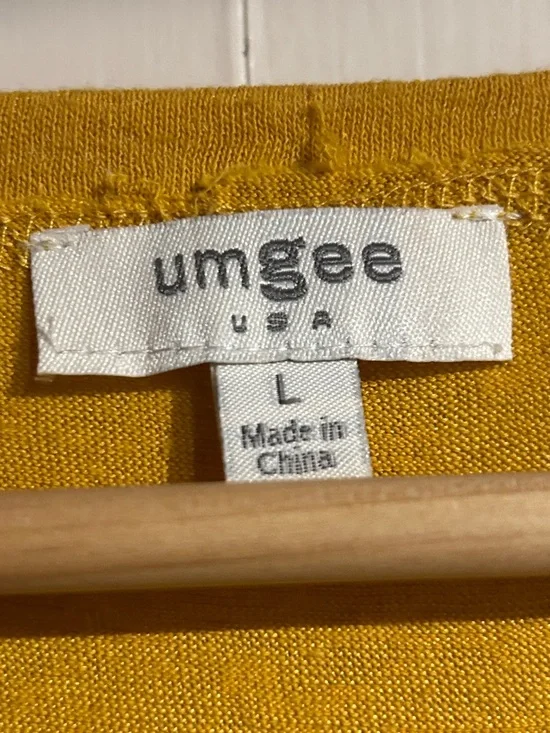 Umgee USA Goldenrod Mixed Print Tunic - Picture 7 of 9